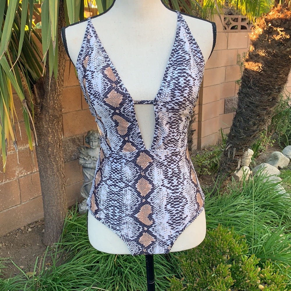 Swim wear by Zaful